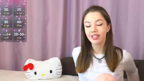 Snapshot of ellie_miller_ chatting on 11/08/25, 07:12 ellie online show from 11/08/25, 07:12