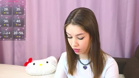 Snapshot of ellie_miller_ chatting on 11/22/25, 09:03 ellie online show from 11/22/25, 09:03