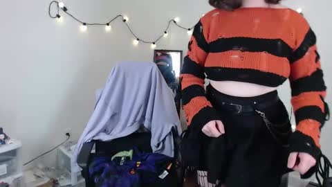 Ellie Charmful online show from 11/15/25, 12:41