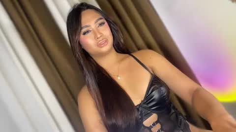 ellie online show from 10/11/25, 03:50