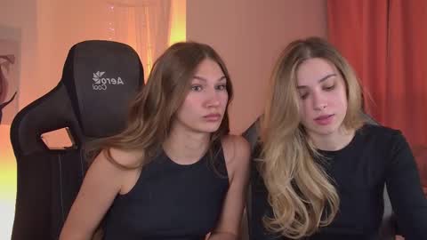 Snapshot of elliecutes chatting on 05/15/26, 05:47 elliecutes online show from 05/15/26, 05:47