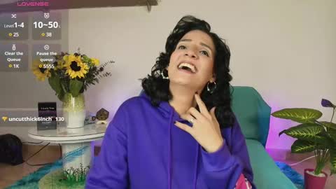 elliee1 online show from 02/21/25, 06:15