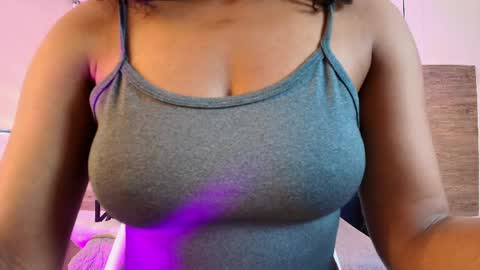 elliee_alves online show from 06/05/26, 05:51