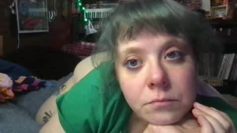 Ellie Louise online show from 01/06/26, 10:56