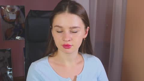 just Emily  online show from 01/03/25, 12:30