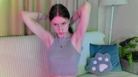 ellierough online show from 07/14/26, 03:22