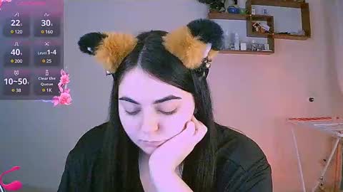 Ellie online show from 02/09/25, 05:22