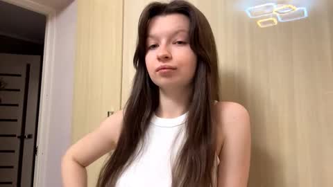 Ellie online show from 12/23/25, 03:48