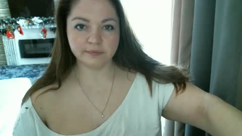 Snapshot of ellimol chatting on 02/26/25, 08:48 EliMoL online show from 02/26/25, 08:48