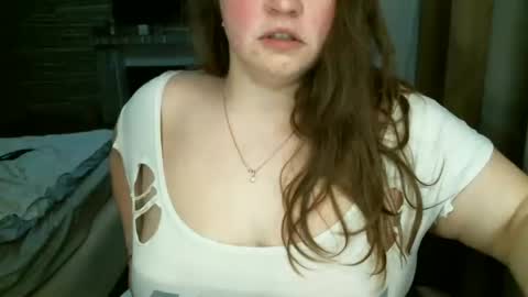 Snapshot of ellimol chatting on 03/10/25, 10:02 EliMoL online show from 03/10/25, 10:02