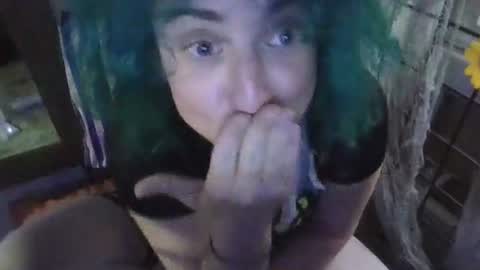 Elliohh online show from 04/18/26, 11:49