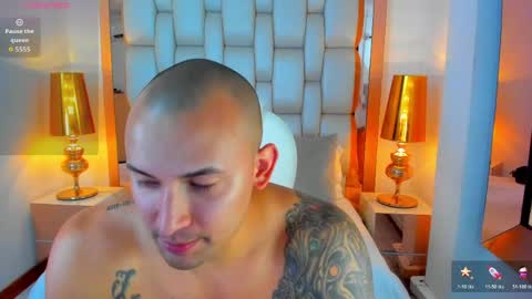 E L L I O T    V E L E Z online show from 05/11/26, 09:01
