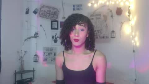 Snapshot of ellis_flowers chatting on 09/18/25, 06:32  . online show from 09/18/25, 06:32