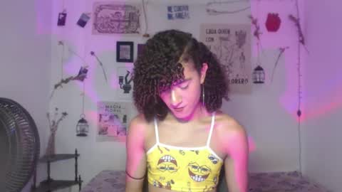 Snapshot of ellis_flowers chatting on 09/30/25, 09:53  . online show from 09/30/25, 09:53