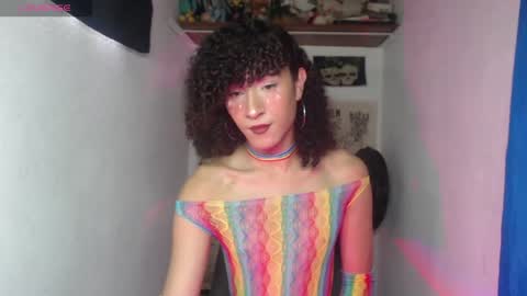 Snapshot of ellis_flowers chatting on 05/06/26, 07:08 . online show from 05/06/26, 07:08