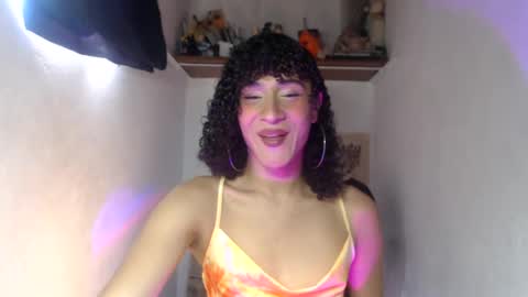 Snapshot of ellis_flowers chatting on 07/18/26, 07:17 . online show from 07/18/26, 07:17