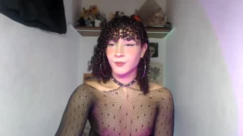 Snapshot of ellis_flowers chatting on 07/23/26, 01:08 . online show from 07/23/26, 01:08