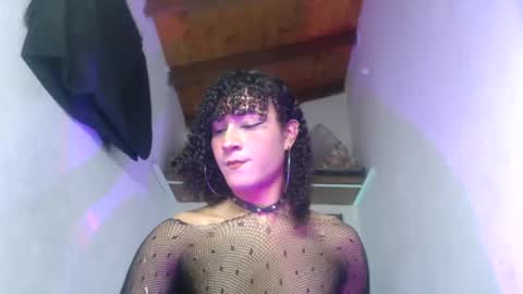Snapshot of ellis_flowers chatting on 07/23/26, 01:58 . online show from 07/23/26, 01:58