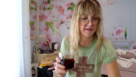 Ella Bella Bo Bella online show from 01/16/26, 06:01