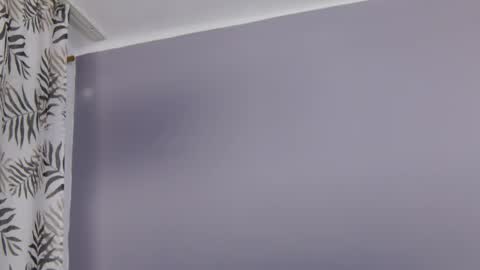 Elsa Jean online show from 09/17/25, 02:24