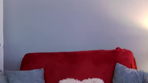 Elsa Jean online show from 10/22/25, 02:34