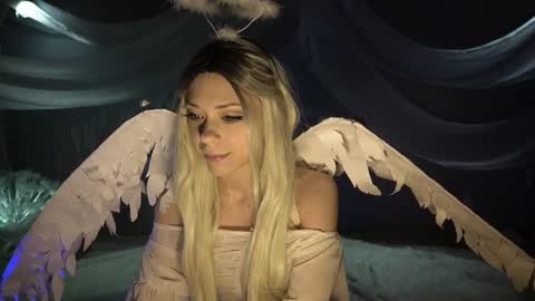 Snapshot of elly_fry chatting on 02/22/25, 07:58 Art Place online show from 02/22/25, 07:58