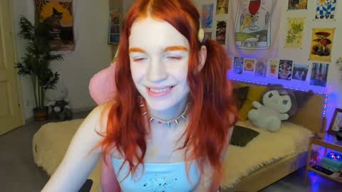 Elly     Fansly  online show from 01/12/25, 10:45