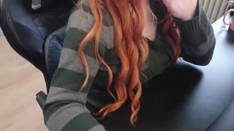 Elly online show from 11/06/25, 07:42