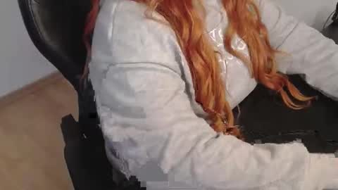 Elly online show from 01/06/26, 01:37