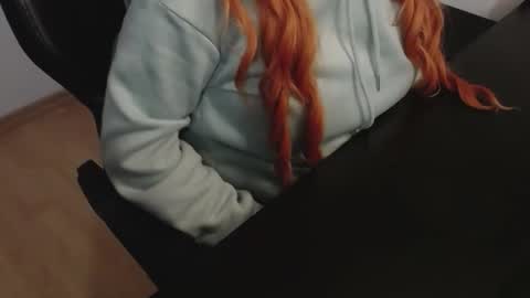 Elly online show from 02/16/26, 07:54