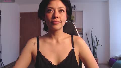 Emy Castro online show from 10/22/25, 09:14