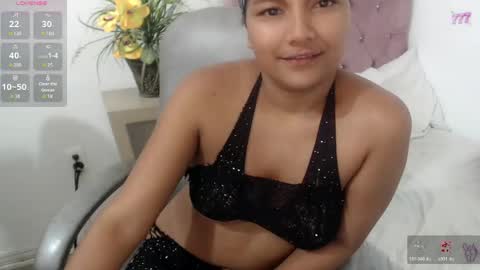 Snapshot of elly_willis chatting on 04/29/26, 08:48 Elly online show from 04/29/26, 08:48