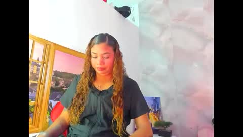 Snapshot of ellybloom chatting on 04/05/26, 02:03 ellybloom online show from 04/05/26, 02:03