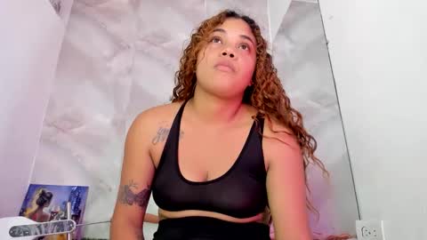 ellybloom online show from 04/23/26, 01:46