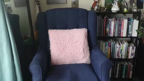 Elly Naomi online show from 02/28/25, 04:10