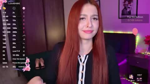 Snapshot of ellypeach chatting on 11/28/25, 07:38 EllyPeach online show from 11/28/25, 07:38