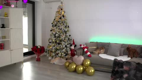 Elly online show from 12/22/25, 11:29