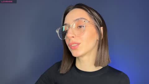 Im online Fri Sun Mon Tue Thu Fri Sat3 from 1000 online show from 02/26/25, 05:42