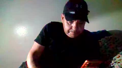 elmario24 online show from 11/17/25, 10:21