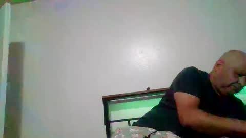 elmario24 online show from 03/25/26, 07:47