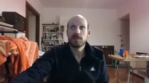 Snapshot of elmatirestrepo chatting on 12/03/24, 03:52 Mati Restrepo online show from 12/03/24, 03:52