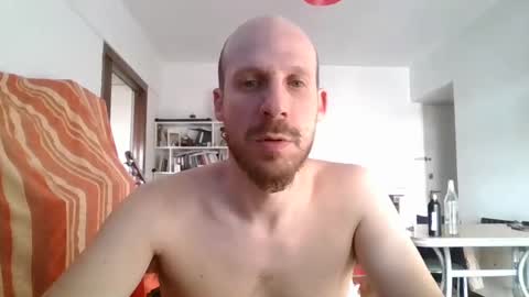 Snapshot of elmatirestrepo chatting on 12/28/24, 12:45 Mati Restrepo online show from 12/28/24, 12:45