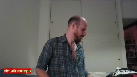 Snapshot of elmatirestrepo chatting on 01/04/25, 04:12 Mati Restrepo online show from 01/04/25, 04:12