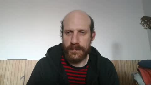 Snapshot of elmatirestrepo chatting on 07/23/26, 12:14 Mati Restrepo online show from 07/23/26, 12:14