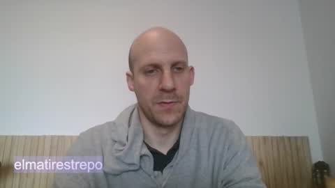 Snapshot of elmatirestrepo chatting on 07/31/26, 11:53 Mati Restrepo online show from 07/31/26, 11:53
