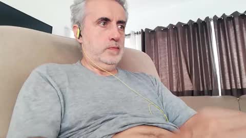 fer online show from 09/11/25, 06:52