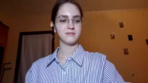 Kate online show from 04/23/26, 11:31