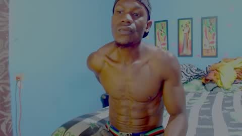 elmiltonnjakee online show from 02/02/26, 07:56