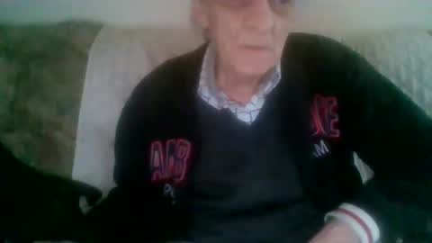 elmo191271 online show from 03/15/26, 06:52