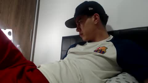 elmono33 online show from 09/09/25, 04:34